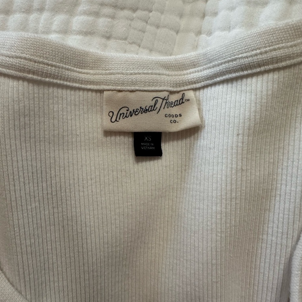 Universal Thread Brown Ribbed Top - Picture 3 of 3